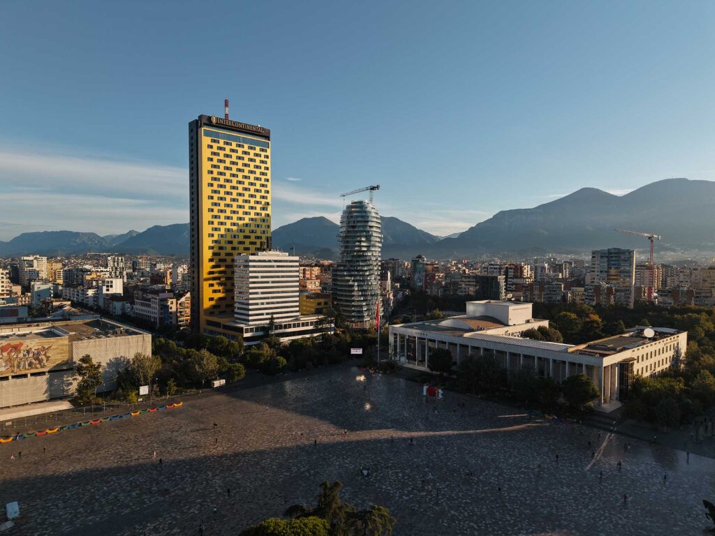 progetti-union-glass-tirana-rock-4 progetti Unionglass - Tirana 's Rock - Albania