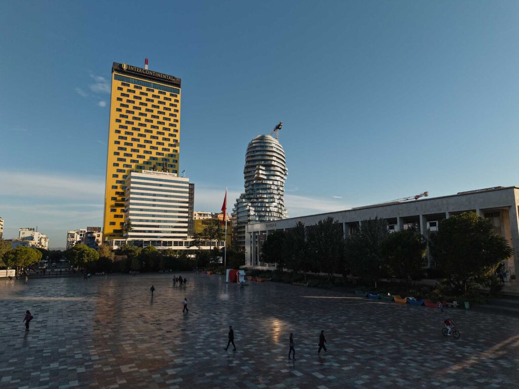 progetti-union-glass-tirana-rock-7 progetti Unionglass - Tirana 's Rock - Albania