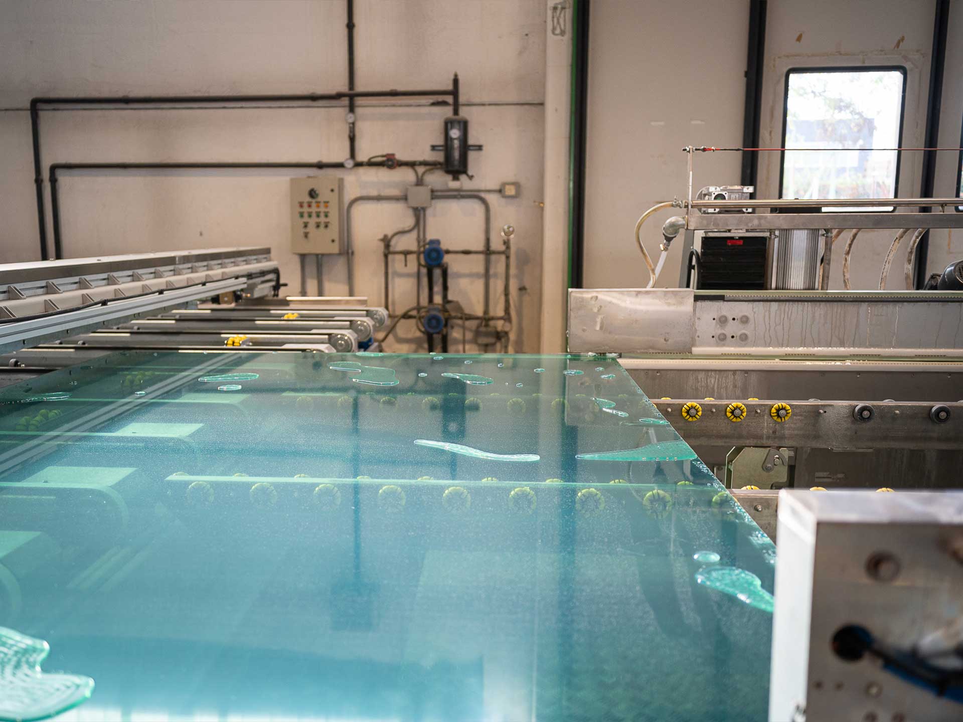 Dettaglio molatura Vetro